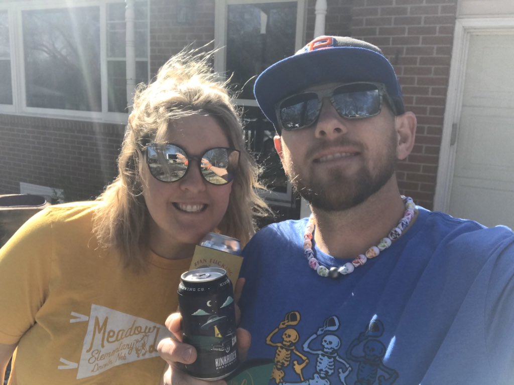 bbbprinting's tweet photo. Sunday’s Triple B Beer Walk is brought to you by our great friends @Kinkaiderbrew Buy their beer!
Shouts out to @lanegrindle for the Brewers Grateful Dead tee. I still owe ya, pal.
#beerwalk #LNK #Nebraska https://t.co/6bwbPhe3ll