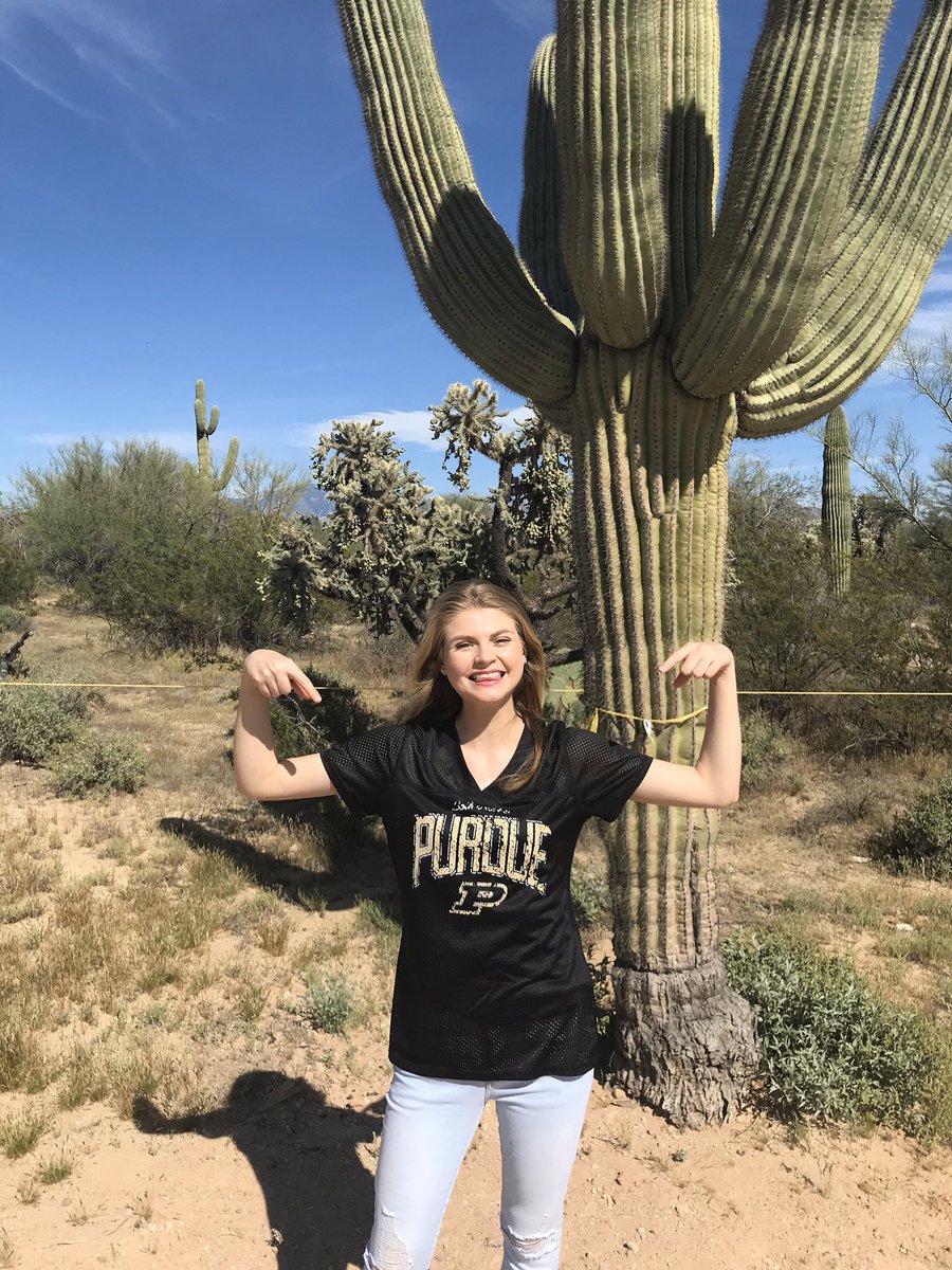EMWalkerwrites's tweet photo. Purdue... here I come! #Purdue #BoilerUp #boilermakers https://t.co/IUGT1tnSis