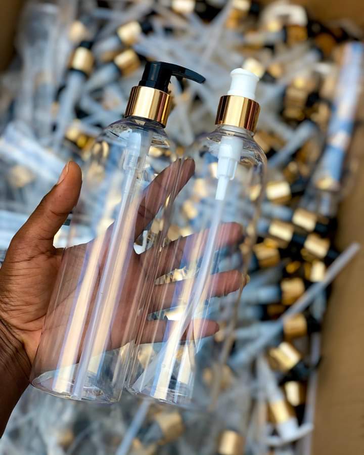 The pump bottle. Gold/ White , Black/ Gold, All Black, All White, Clear pumps.

Used for liquid soaps, shower gel, rose water, conditioners, lotions etc .

#event #wedding #souvenir #ghana #accra #bride #weddingguest #gardenparty #packaging #jars #honey #mug #whitemug #gift