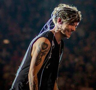 TCabelloSG's tweet photo. Eu tenho uma admiração gigante por ele
Um Amor que não Cabe no Peito

#ProudOfLouis https://t.co/a0lYYSNYKA