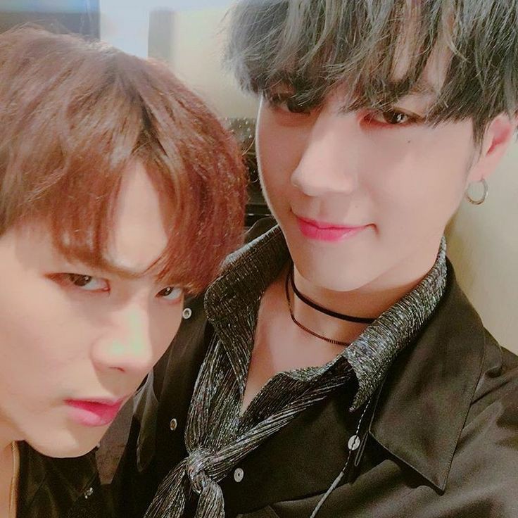 iFuck7official's tweet photo. [#CHRIS2] There's no enough words to describe how thankful I am for you and for us celebrating this special day together. I'm in love with you and everyday I'm more proud of everything you're achieving. Keep shining bright! Soplame la vela, daddy. 🤪♥️ https://t.co/wSHSHvHSdu