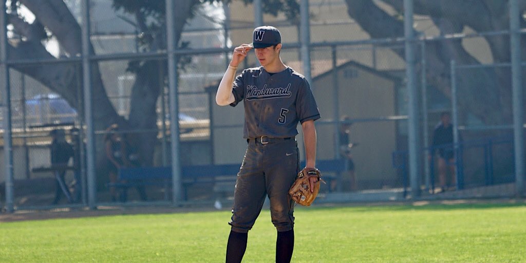 SMeusborn's tweet photo. My heart goes out to our seniors. Thank you for your hard work and leadership on and off the field. I know you all have bright futures and wish you nothing but success in your next chapter of life. https://t.co/m4sboOYDEr