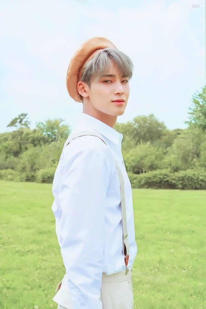 mammam115's tweet photo. #봄처럼_따스한_민규��_생일축하해
 #OurSpringMINGYUday 

­­--­­--­­--­­--­­--­­--­­--­­--­­--­­--­­--­­--­­--­­--­­--­­--­­--
❁ミンギュ、誕生日おめでとう❁

私はセブチを好きになった初めの頃
君の大きくてかっこいいのに本当は真っ直ぐで子供みたいなとこに、救われました。 https://t.co/xVjZTEF2gi