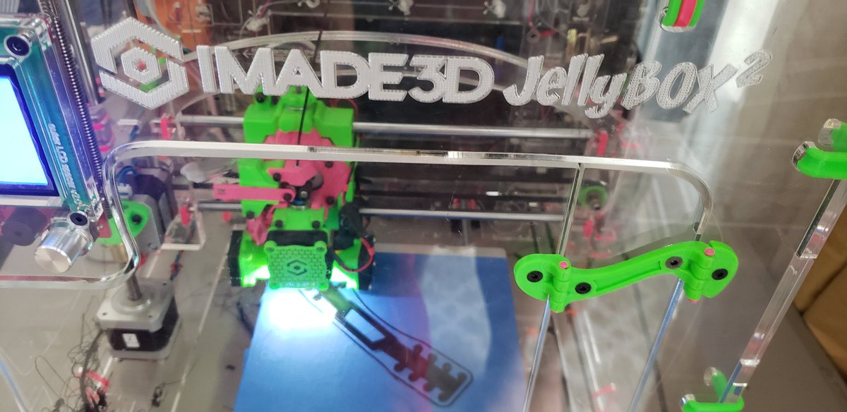 HabSkibbix's tweet photo. A full care kit @thingiverse thing:4251684 & thing:4249113 using @hatchbox3d PLA #3Dprinting on an @yesIMADE3D #3DPrinter #JellyBox takes me 6+ hours to #3dprint & assemble. Each set made @ home is being deployed to a single frontline #Medical #professional. #SundayMotivation https://t.co/Pu2uUIAJIQ