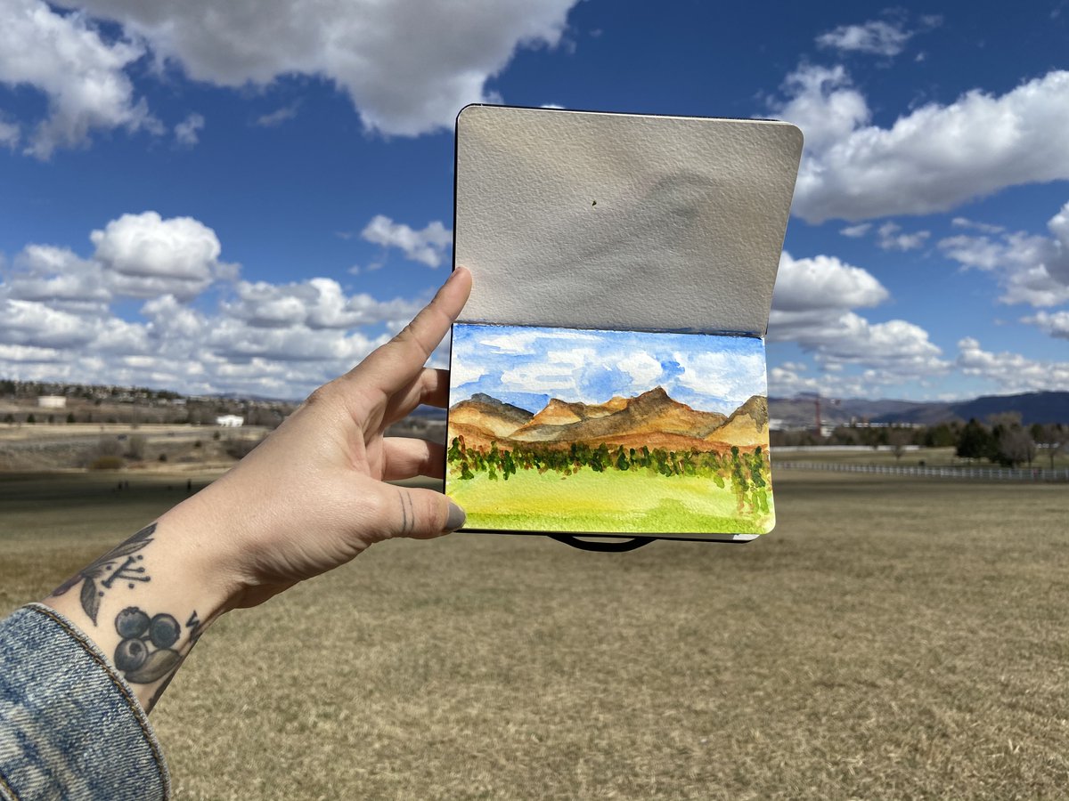 NVCensus2020's tweet image. Hey, Nevada! Stay beautiful! 

When you complete #NVCensus2020, you're ensuring our state gets federal funding for rural area protection, wildlife restoration, and environmental programs. 🌄🌻

Be COUNTED today at census.nv.gov! 

#CensusWeek #BeCountedNVAtHome