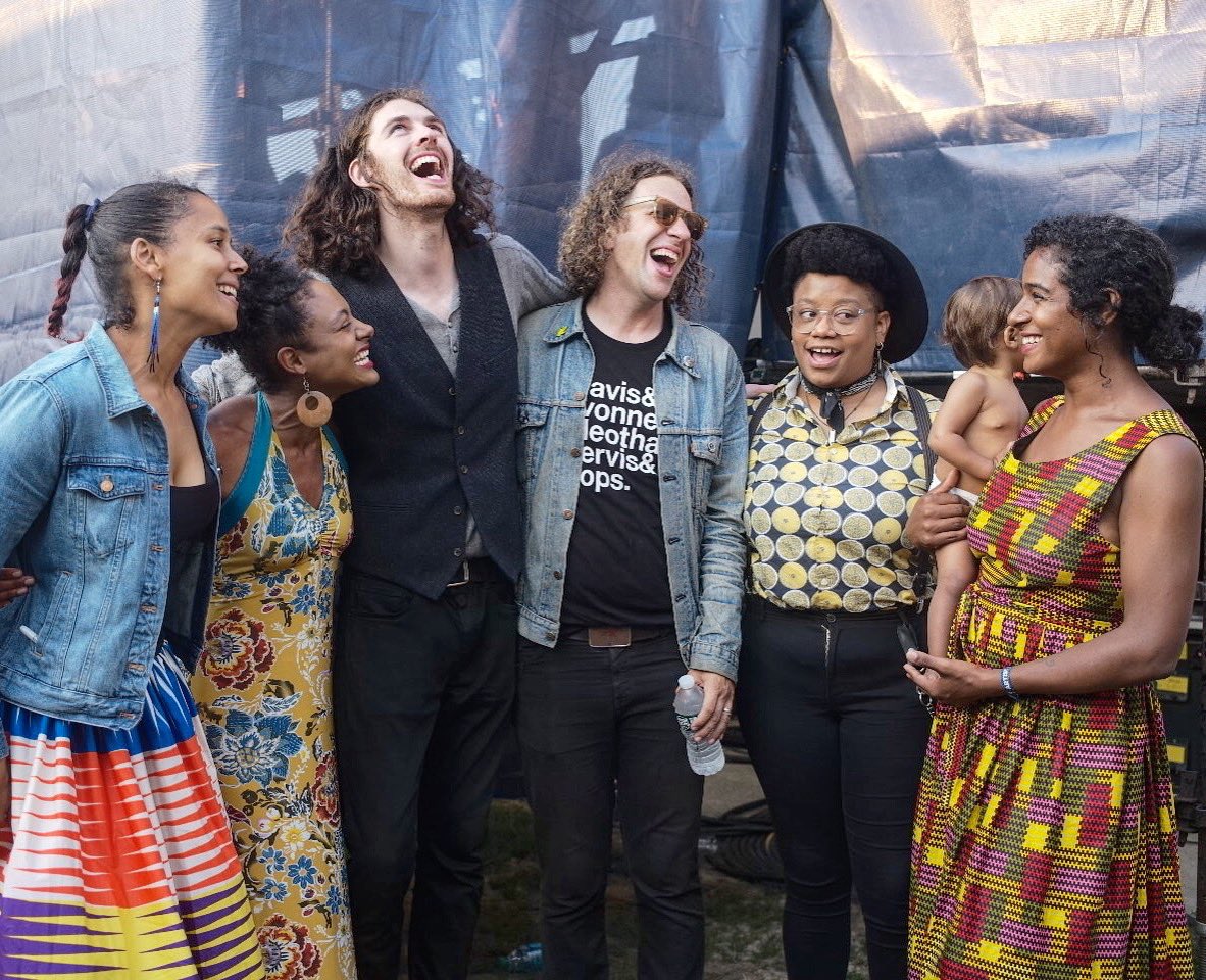Danny_Clinch's tweet photo. This is one of the photographs that inspired this series . Our Native Daughters Hozier and Phil Cook after there set at Newport Folk Festival ! A captured moment of joy between musicians . #DCPHOTOSOFJOY #musicismedicine #laughteristhebestmedicine #ournativedaughters @Hozier https://t.co/yOPGHa2jnO