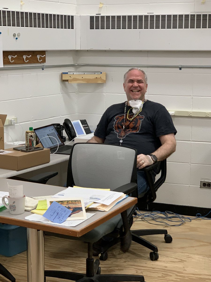 Taking a Sunday to ensure NSSD112 educators receive their new computer. Impressive! Talk about a dedicated superintendent. <a href="/mikelubelfeld/">Michael Lubelfeld</a> is tremendously invested and entirely committed to #112Leads!