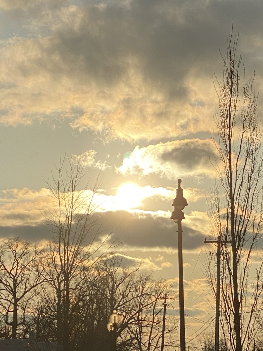 I’m in a moment of sunshine. If you need one… Enjoy. The light of #liberty will carry us through this challenge. We rise today to connect, champion, and inspire those who are in need of hope. #Americandreams are made of this.