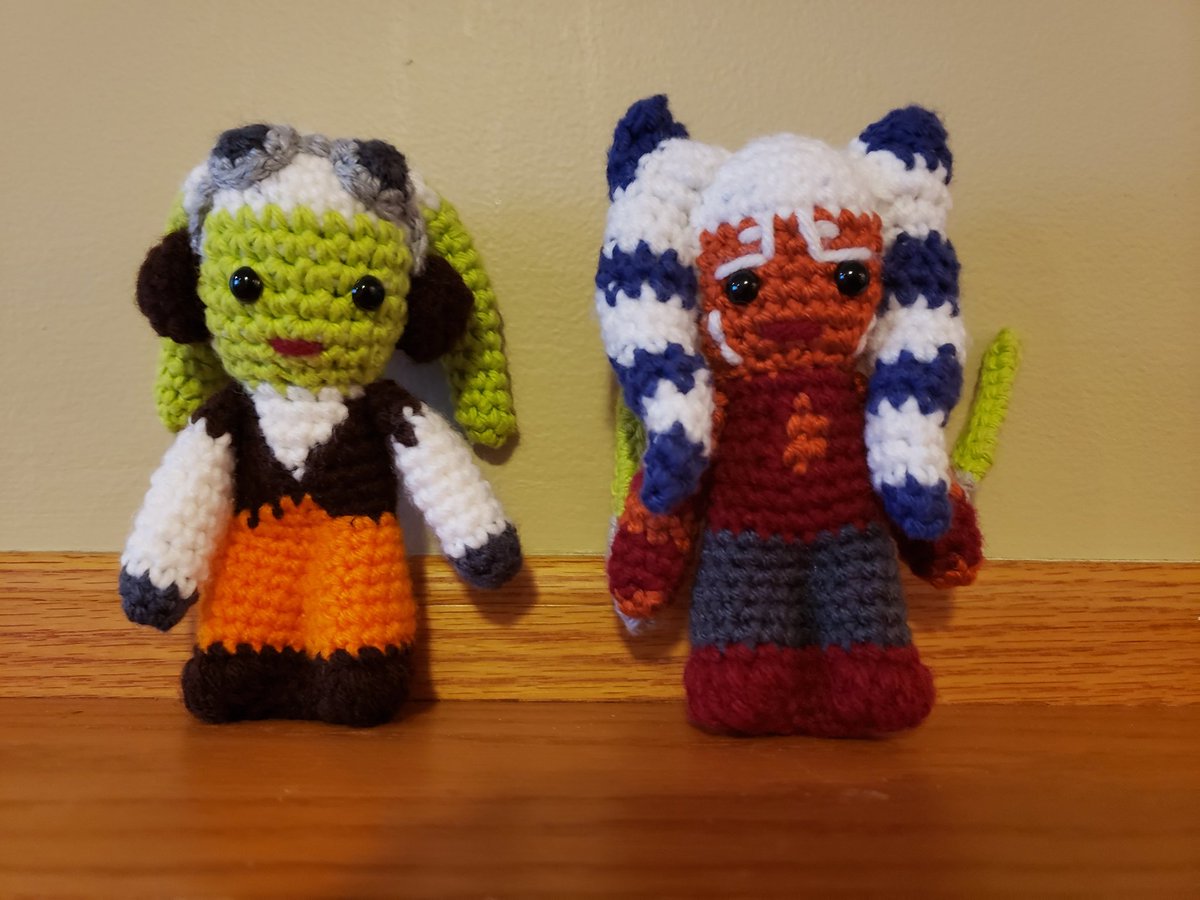 snips_skyguy's tweet photo. I've been getting my young kids into Star Wars and making them amigurumi characters to play with. These two are a couple of my favorites. 

#ThisWeekInFanArt https://t.co/KKbjK36Ylc