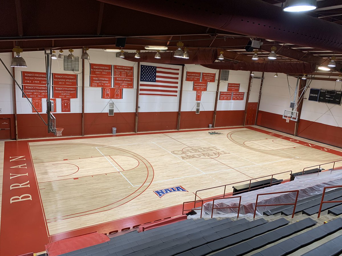 flightselect3's tweet photo. very blessed and grateful to receive an offer from bryan college!! thank you for this amazing opportunity! #golions ❤️🦁 @TNFLIGHTSELECT @bryan_wbb @CoachG_SHS https://t.co/pdDHBx9H89