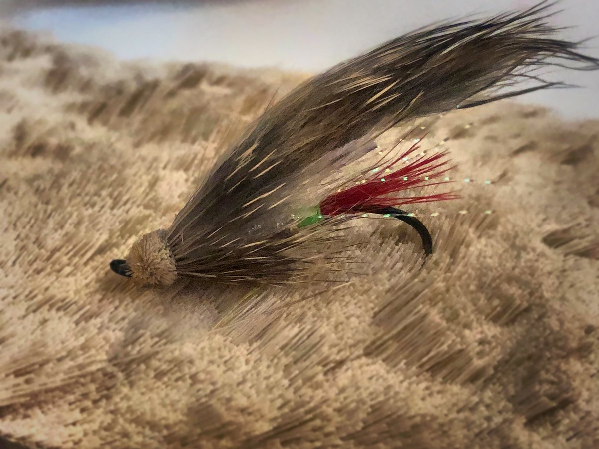 DortMatt's tweet image. Getting back into fly tying and starting to shake the rust off with Muddler Minnows #flytying #muddler #muddlerminnow #atlanticsalmonfishing #art #novascotia #socialdistancing