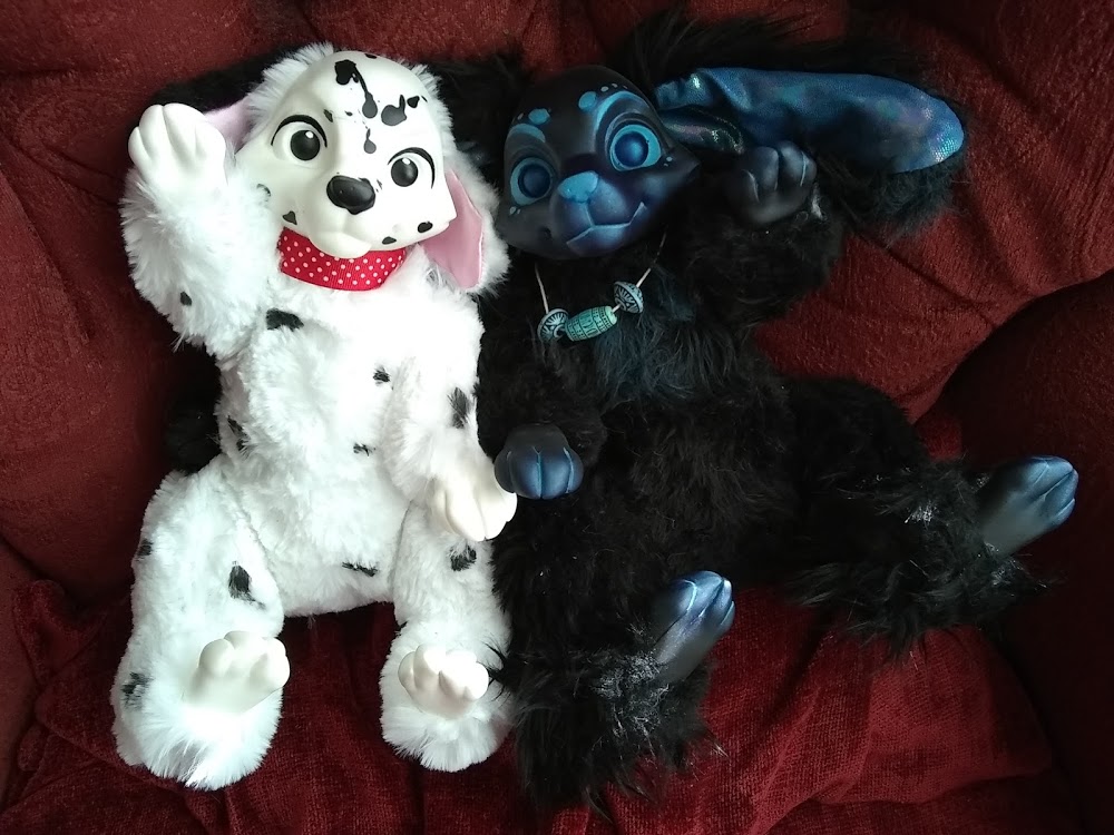 AelithEarfalas's tweet photo. Dalmatian pubby is done! They and Blue Moon Awoo Pubby are all packed up and ready to go to their new home! I'm really gonna miss them!

Also big thanks to @AgentMonochrome for helping with the air brushing.
#ooak #artdoll #creaturedoll https://t.co/YbnNEW7edD