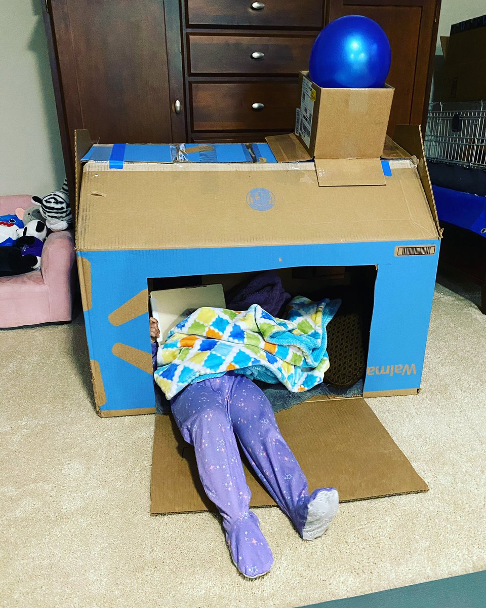 VictoriaSanchez's tweet photo. I’m an architect. NBD. https://t.co/eNkpC3t2Ma