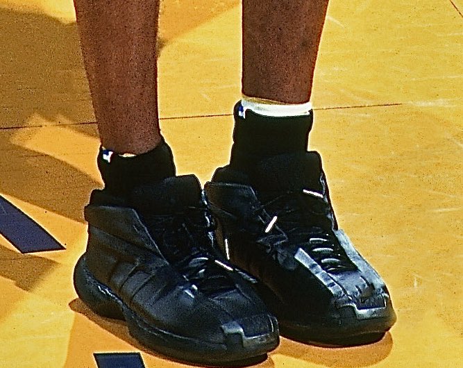 kobe spaceship shoes