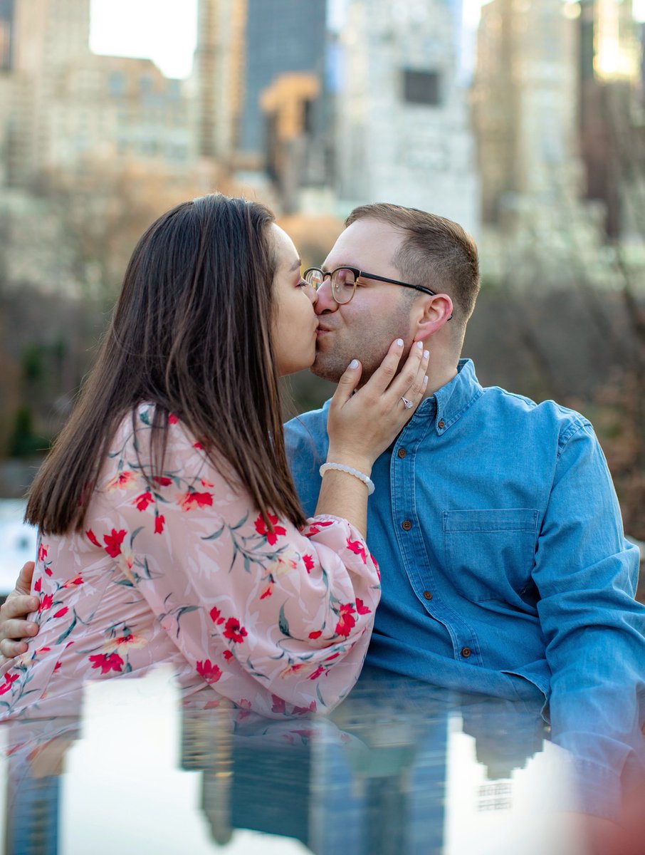 anthonybryanc's tweet photo. "Love one another, but make not a bond of love: let it rather be a moving sea between the shores of your souls." #engagementphotos ❤ https://t.co/KKbibyGie4