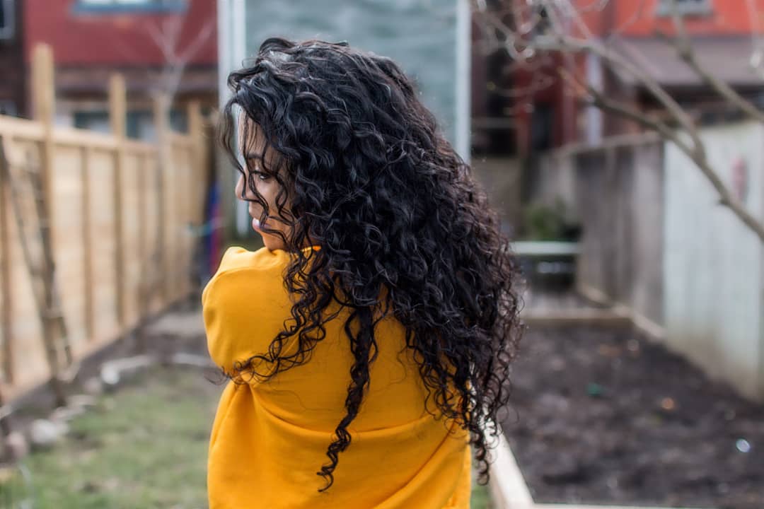Although maybe we won't need to get all glammed up during quarantine, remember to CARE for yourself💃🏻 How you look and how you feel 💕 Put effort into making yourself feel vibrant and beautiful 🥰 Protect your mental/emotional health ❤ #selfcare #curlyhair #curls <a href="/MONATOfficial/">MONAT</a>