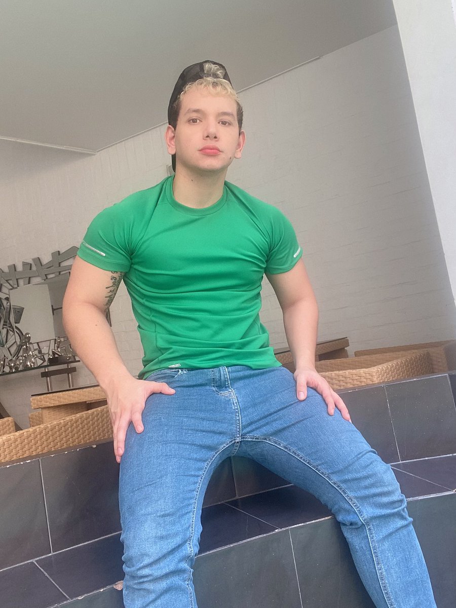 babyganster0's tweet photo. 📟 https://t.co/BSttDOqWKY