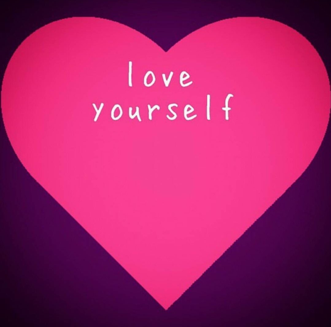 Offline_Connect's tweet photo. My single friends, take this time to know who you are. Start with loving yourself! If you don't #love you, how can someone else? #offline #loneliness #single #Novislonelinessawarenessmonth https://t.co/IuNlMeiYlv