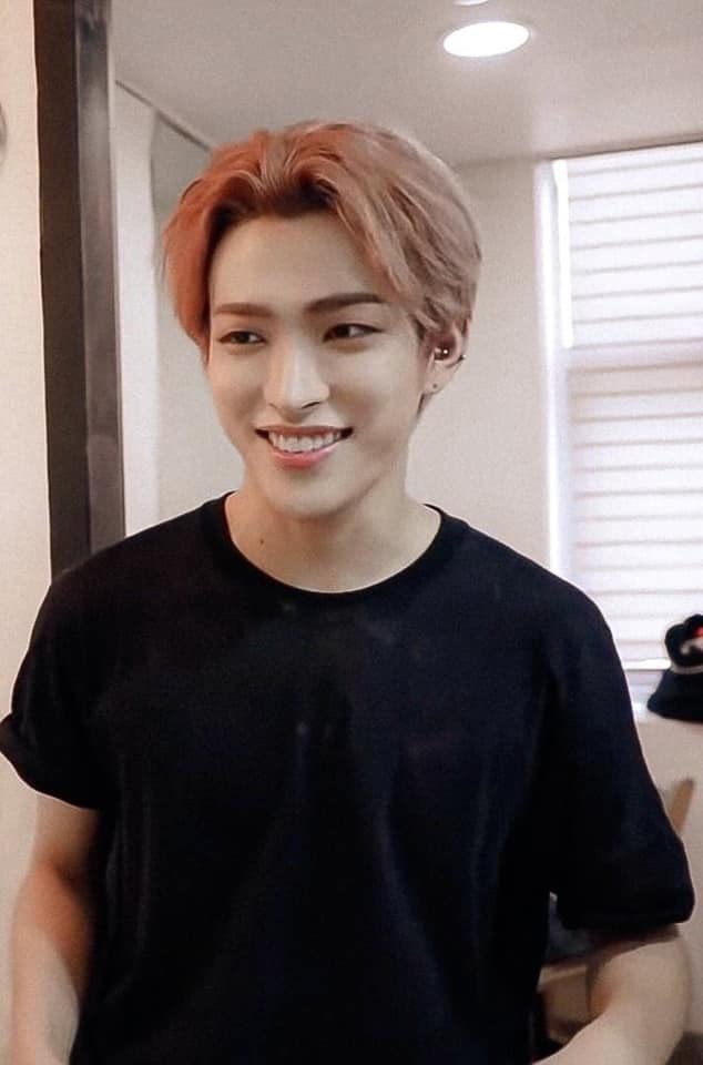 Hongjoong. That's the thread.