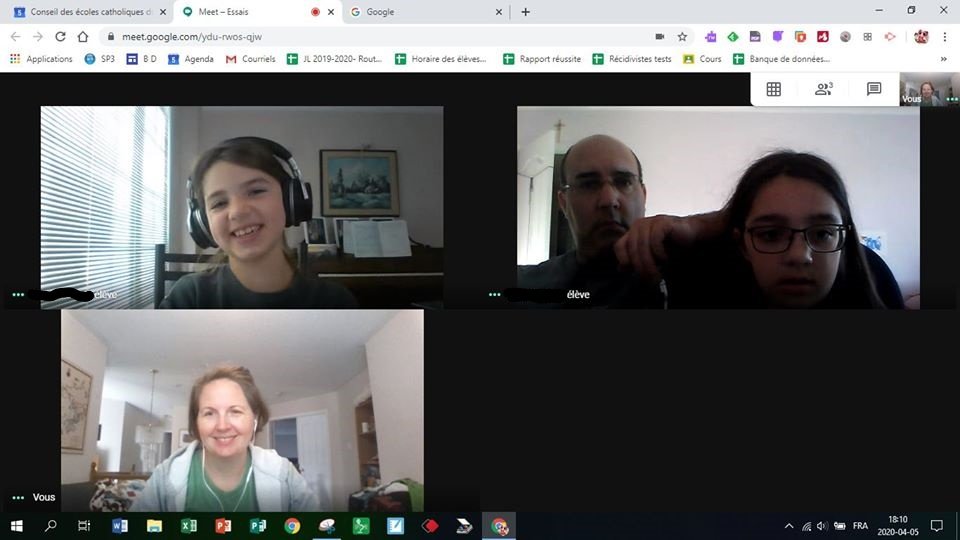 Mme_Lajoie's tweet photo. Je souhaite beaucoup de patience à tous ceux et celles qui débuteront l'enseignement/l'apprentissage à distance demain. Après plusieurs tests, deux ordinateurs sur trois peuvent se connecter correctement à Google Meet. On va y arriver! #Çavabienaller #CECCE #BDfier https://t.co/bJNdr57dcI