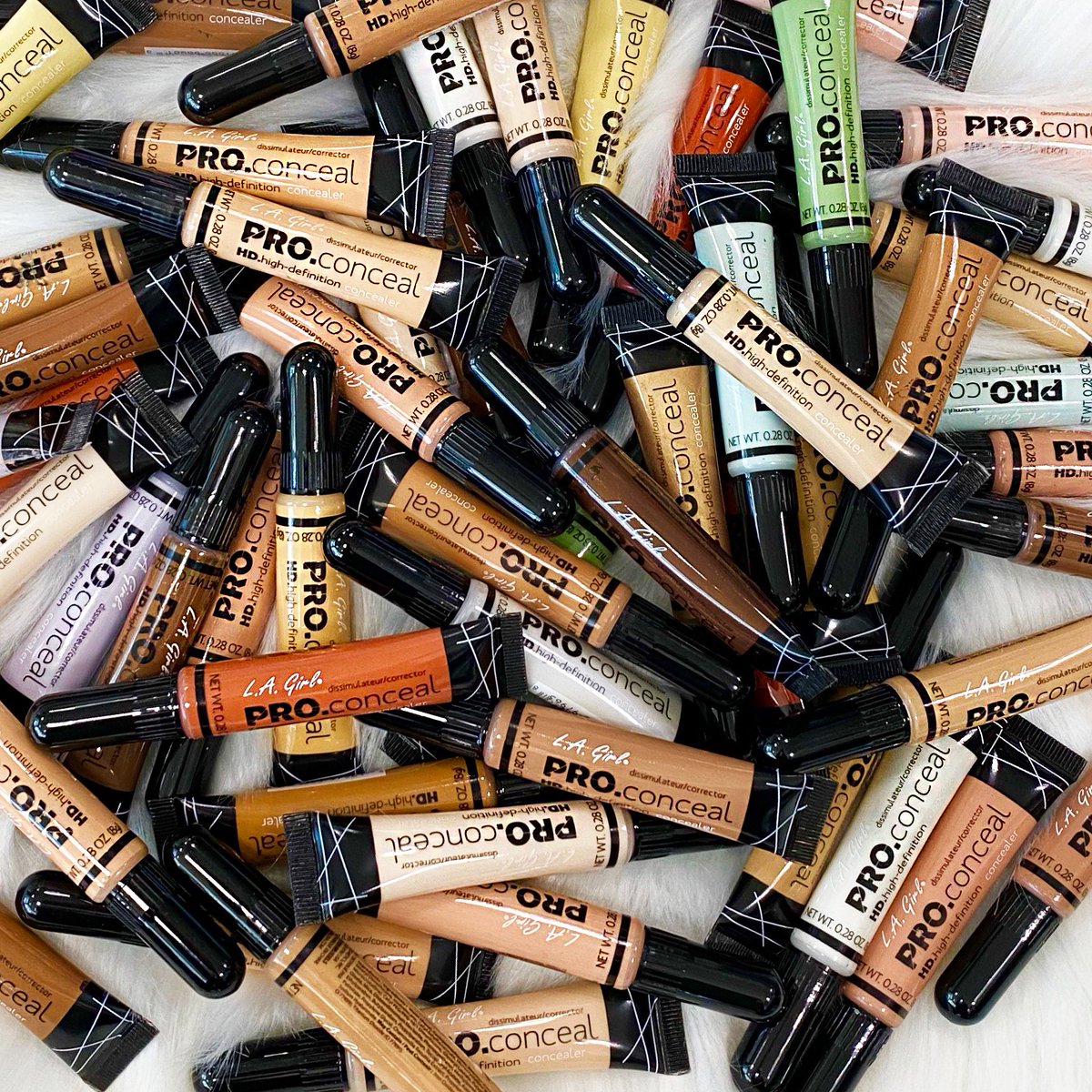 lagirlcosmetics's tweet photo. The OG of all concealers! How many years have you been using our PRO.conceal? 😍 Tell us in the comments below! 👇⁠
.
.
Available at select @target stores! ⁠✨⁠
.
.
.
#LAGirlCosmetics #LAGirl #ProConcealer #LAGirlProConceal #Cosmetics #Concealer #Correctors  ⁠ https://t.co/D0zEkoKXTQ