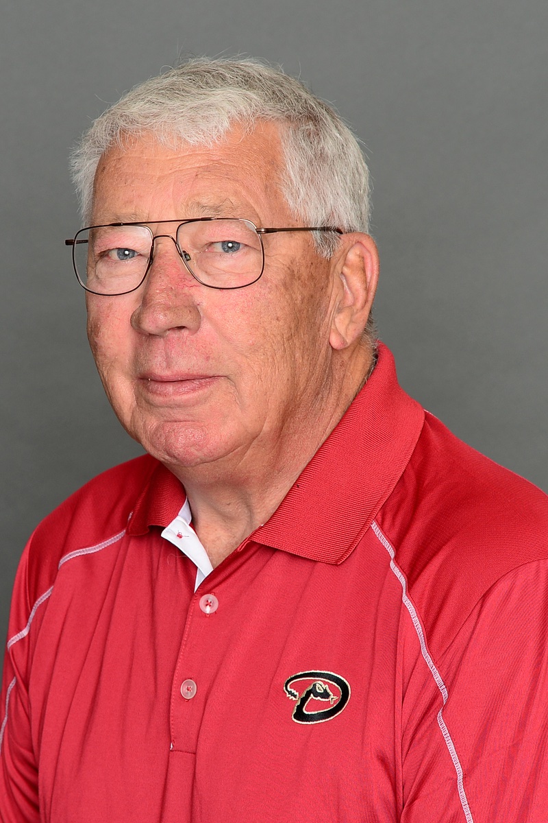 BOB GEBHARD INTERIM ERA (8/4/05-10/28/05)-Never made a trade-Wanted to give him his own tweet bc he was with organization from 04-06 bridging the JGJ era with new  #Dbacks GM....