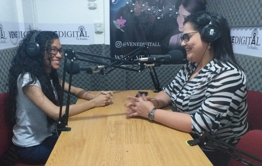 jhanelyssanchez's tweet photo. Norvelia Velásquez: Más allá de los corazones y el chocolate. Disfruta de esta entrevista con la psicóloga @norvevelasquez https://t.co/j42BMxOKSo https://t.co/5ZVwEiOyvG