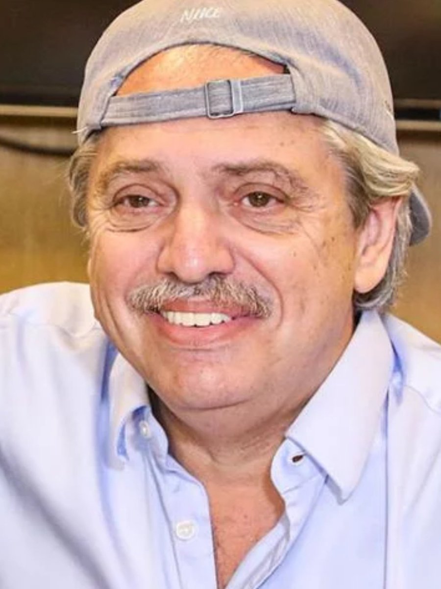 nicocontii's tweet photo. @geroeguiguren @solcibet Pero cumplo con lo que pidió alberto https://t.co/31b50GPRz4