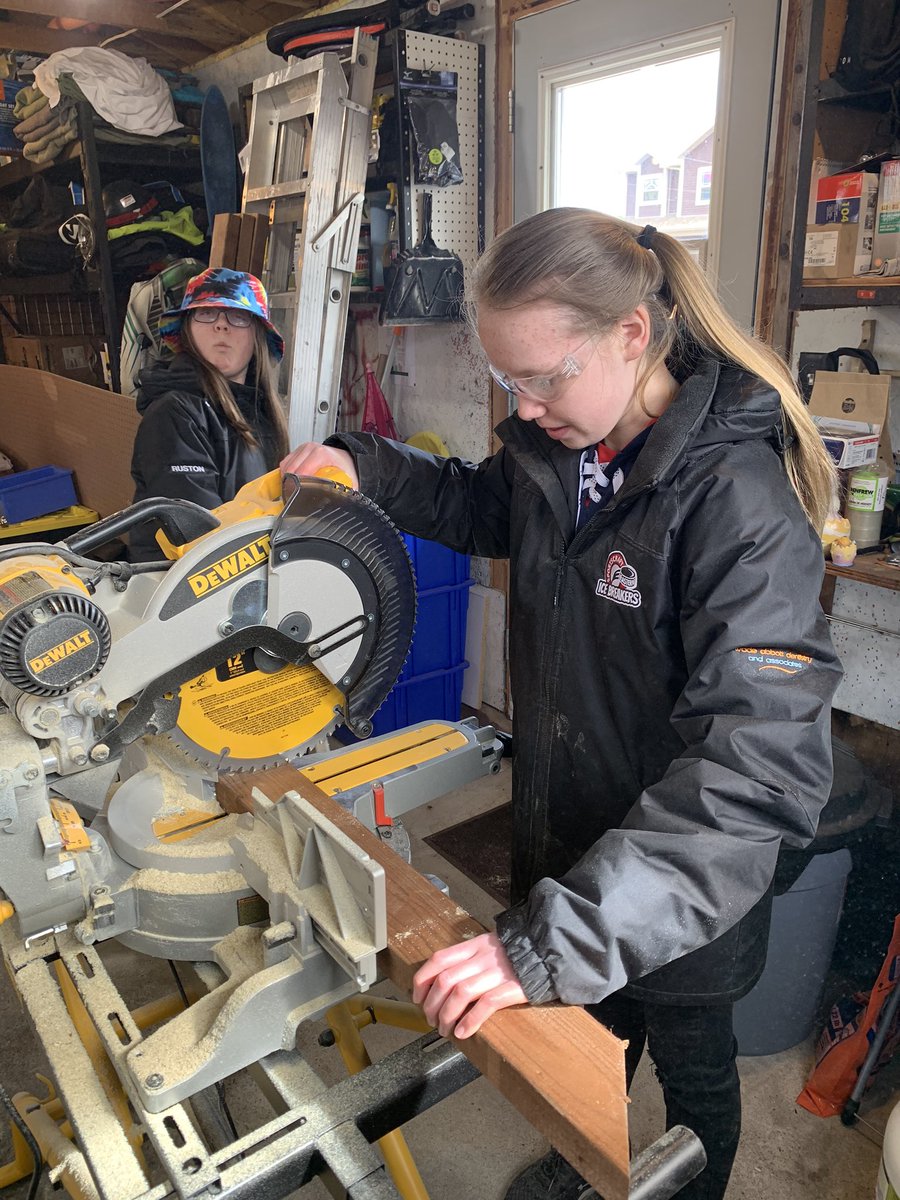 RustonRaymond's tweet image. Had a great Tech class today.  My girls build a bike/scooter rack!