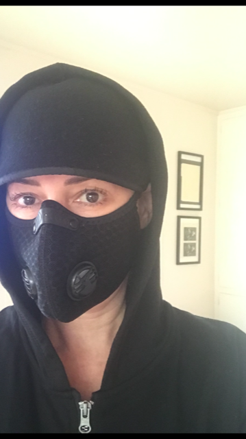 pagetpaget's tweet image. Guys -  do yourself a favor and listen to my friends @PFTompkins and @janiehaddad 's podcast. buzzsprout.com/938197 and wear a face cover if you go out. Heck, it could be the paint balling mask from the back of your closet and you never had the guts to paintball.