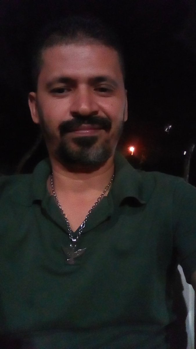 Fudedormineiro2's tweet photo. Uma ótima noite a todos os safados e safadas desse app... https://t.co/Fu3p1pZPdg