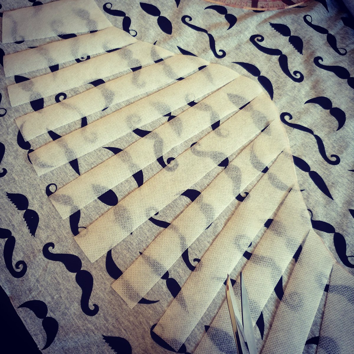 MeganCanningsDesigns tweet media