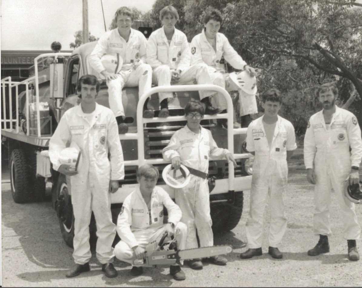 ShaneFitzAU's tweet photo. Over 35yrs with #NSWRFS, been a huge part of my life &amp; it's truly been an honour to serve as Commissioner for 12+yrs now.
My heartfelt thanks to all RFS members &amp; their supporters.
I look forward to continuing to serve NSW in my new role as Commissioner Resilience.
Thank you https://t.co/l2ehEfLmfu