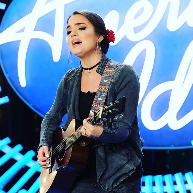 JPs6String's tweet photo. @LaurenMascitti has my vote! #AmericanIdol https://t.co/rHMoJCuIjo