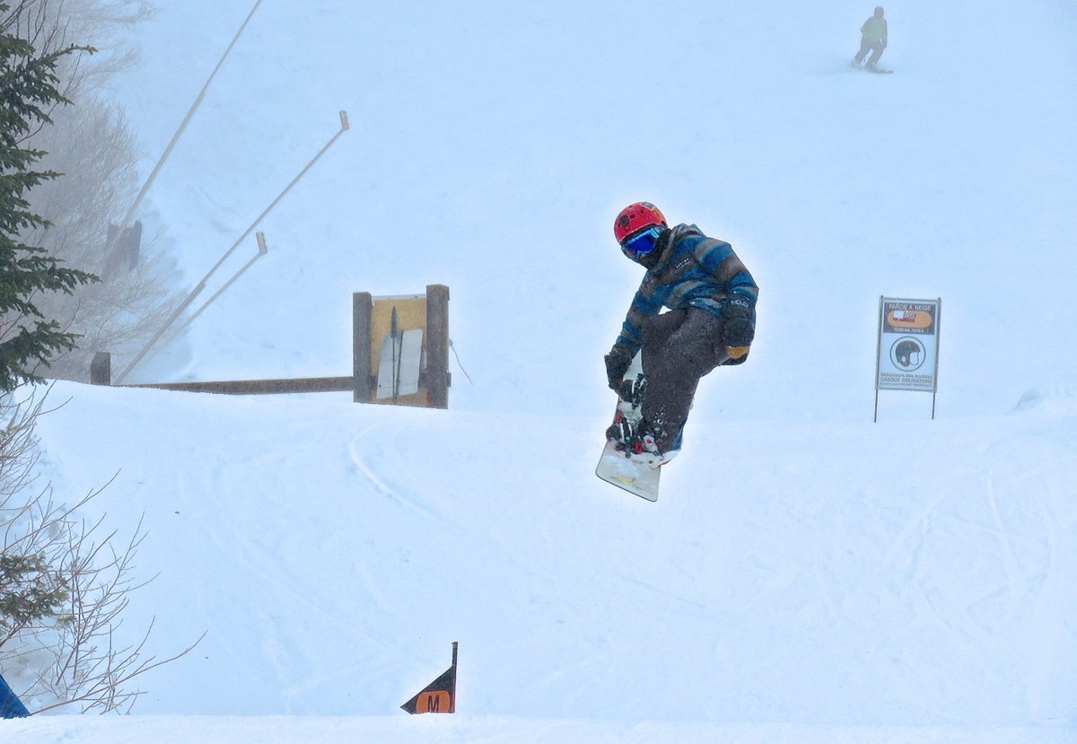 Tremblant360's tweet photo. Synthetic Ski Holiday Weekend, Special Edition, Saturday April 4, A “Best Of” Ski/Board Conditions Facsimile selection from our archives. “Visualize This”! If it was open, you just KNOW #Tremblant would be Great! https://t.co/Wh5MM97BVb . https://t.co/Bi58vUuBvv