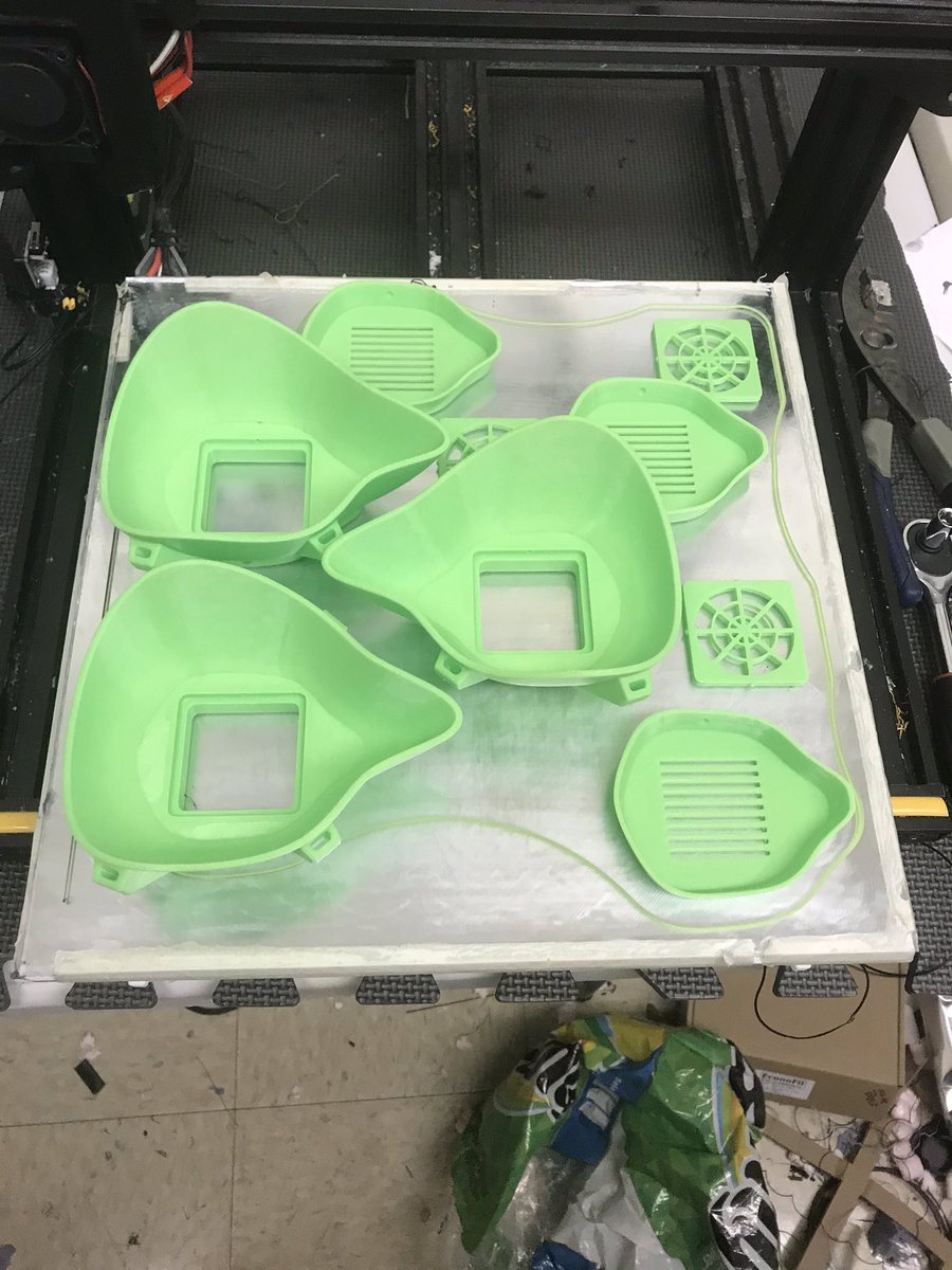 mack_the_maker's tweet photo. Going to start making masks for @pchd! Got a backchats I’m sending to some medical friends back in N. IL but we’ll be cranking them out this week—if I can find supplies! #COVID19 #maker #makersgonnamake #lasercutting #3dprinting https://t.co/FEOx64YV8g