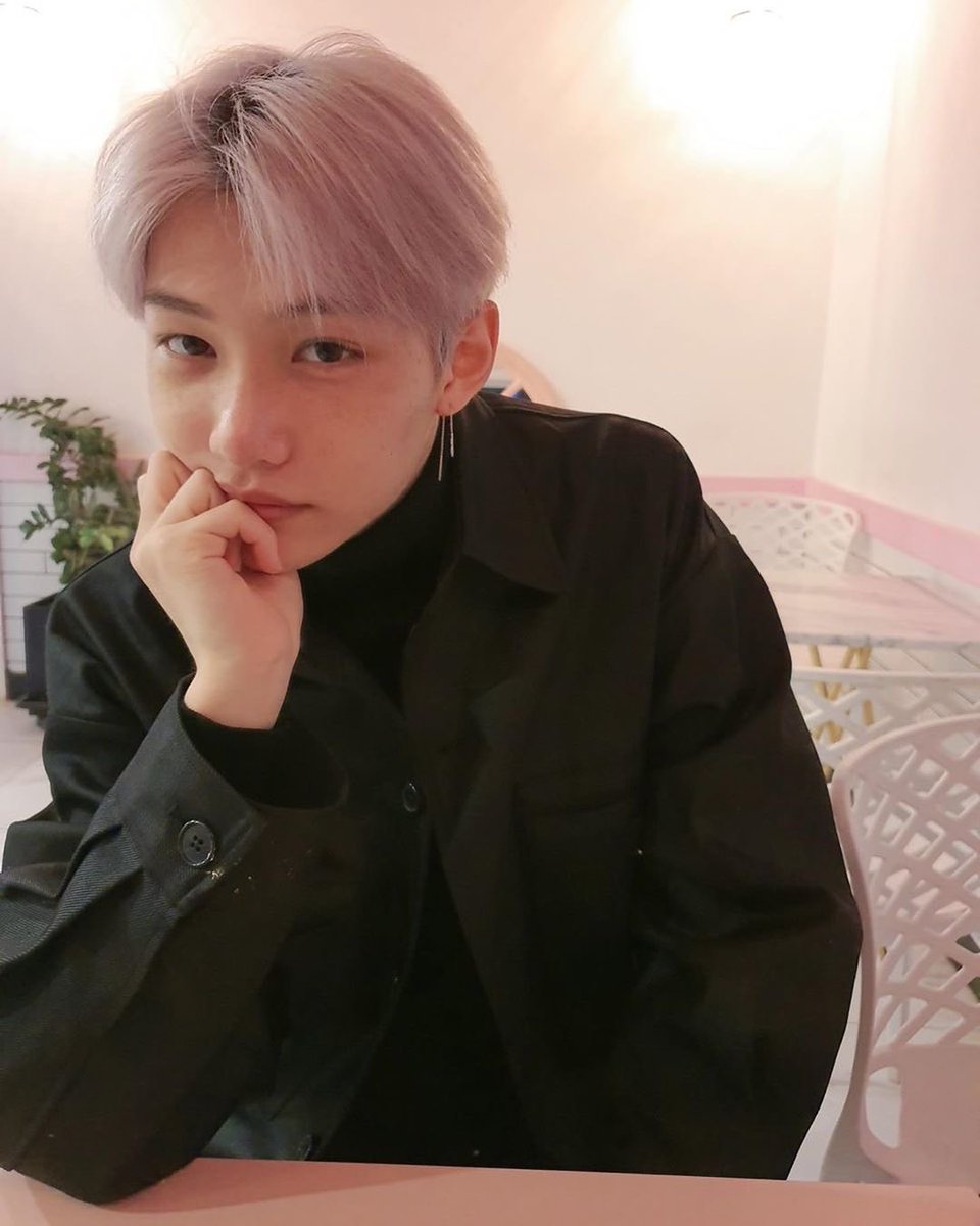 chnstars's tweet photo. he asked for tiktok suggestions 😔 https://t.co/WxIMGsN5R9