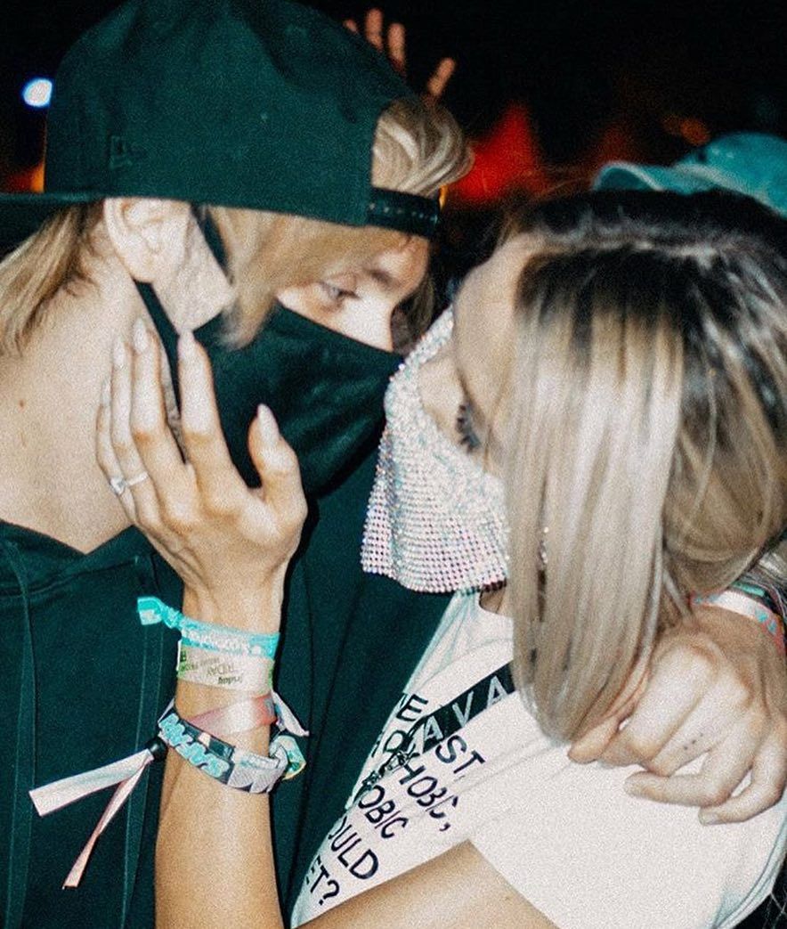 lovinglierra's tweet photo. They're so cute 🥺❤ @Michael5SOS @crystalleigh @sierradeaton @Luke5SOS https://t.co/moWWwPTnl2