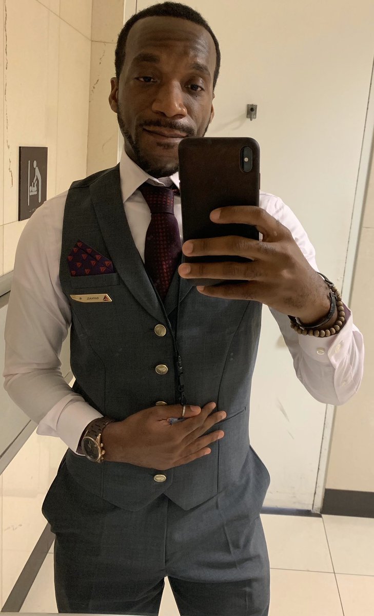 RaphaelH2o's tweet photo. #UnitedbyWings #wetheshypeople #keepclimbingtogether @Delta https://t.co/DAOaUqx7Gq