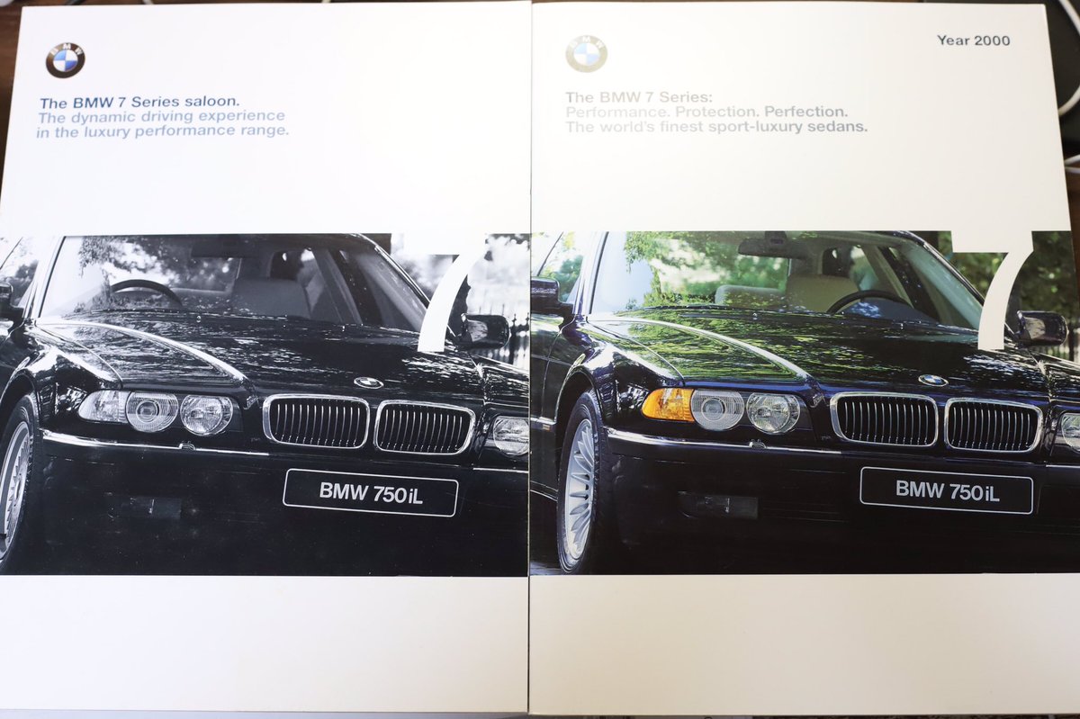 19bmw5i 右ハンドルといえば Uk仕様のカタログだけ写真を反転させハンドル位置を変えていた時期がありました Uk版 社内カタログ言語コード 21 とjpn版 同 70 の比較 同じ英語表記でも一般輸出版 同 は左ハンドルのままの写真が使われています