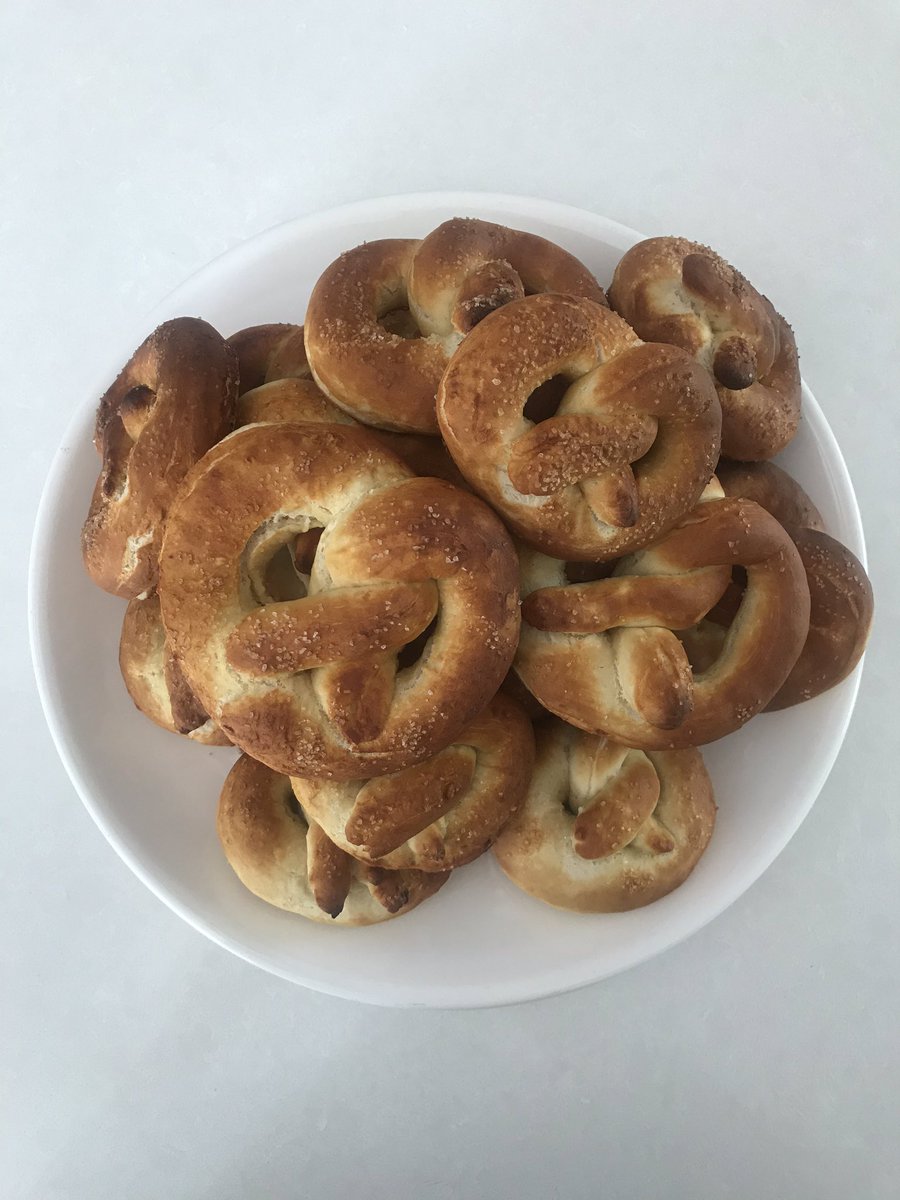 madsldl's tweet image. I always teach about the history of pretzels during Lent. This week, as I am working from home I decided to make pretzels from scratch and will post a photo on my class Team and still teach about the significance #Lent #isobaking 🥨🥨🥨
