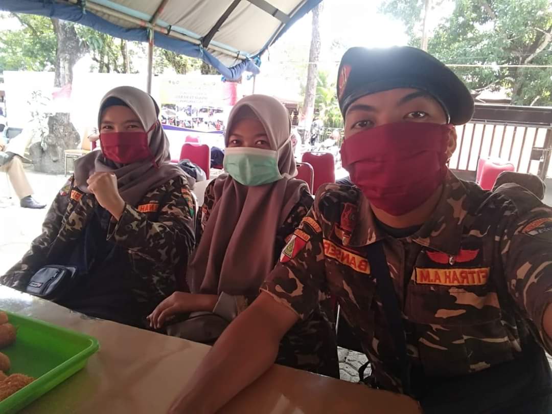 RaniBoeginez's tweet photo. Posko Terpadu Gugus Tugas Penanganan Covid 19 Di kab Pangkep Sulsel..
#BersamaLawanCorona
#Banser
#Denwatser https://t.co/PIYLkQAL9v
