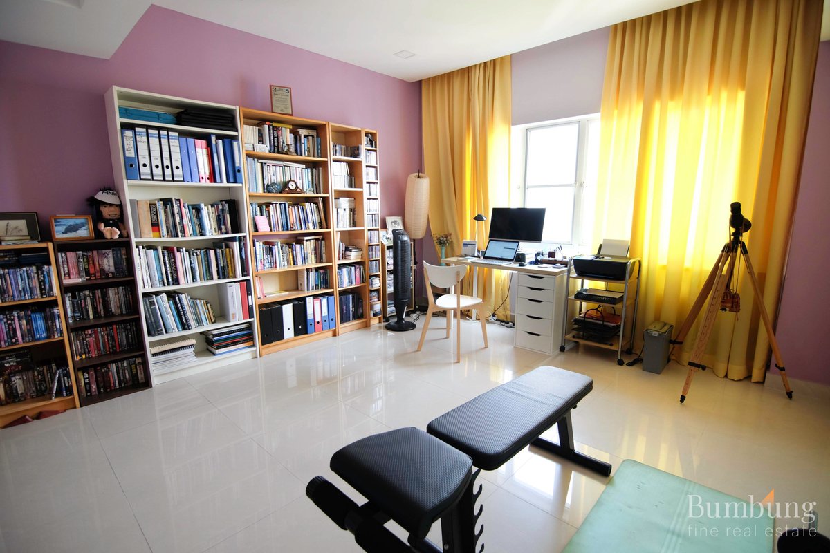 bumbungco's tweet photo. Spacious &amp; tastefully renovated Chic-style condominium in Subang Jaya. 

Tag an amazing couple to view this house!

Good Monday everyone. Let's be happy and grateful for everything. Happy hustling from https://t.co/3IaVmYDOv5. https://t.co/aEqMrcjzW5