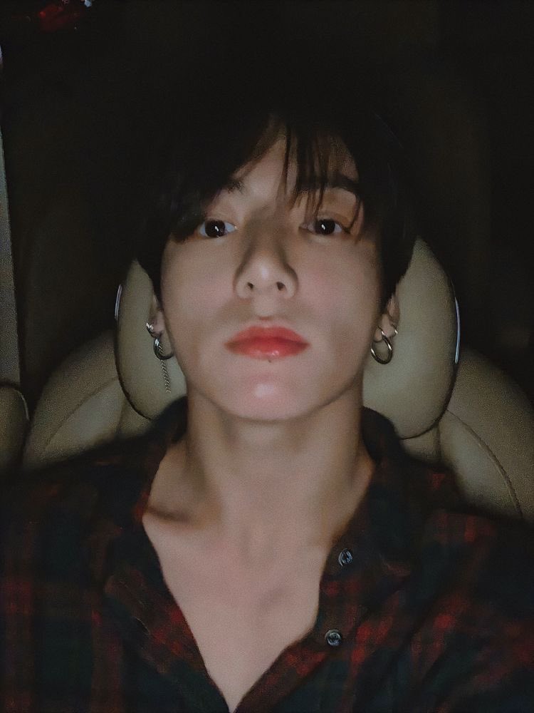 ggukminies's tweet photo. biggest pjm                   jimin https://t.co/vKk89cUhvk
