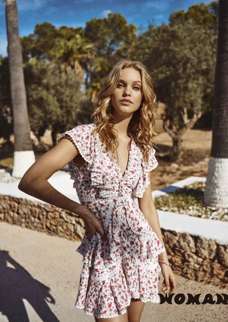 WomanBoutique70's tweet photo. 🌞𝐋𝐨𝐬 𝐥𝐮𝐧𝐞𝐬 𝐚𝐥 𝐬𝐨𝐥☀️
Vestido exclusiva en #Murcia en ᗯOᗰᗩᑎ ✨https://t.co/GazUo0A7Gg ✨ https://t.co/N4xGGSfkGh