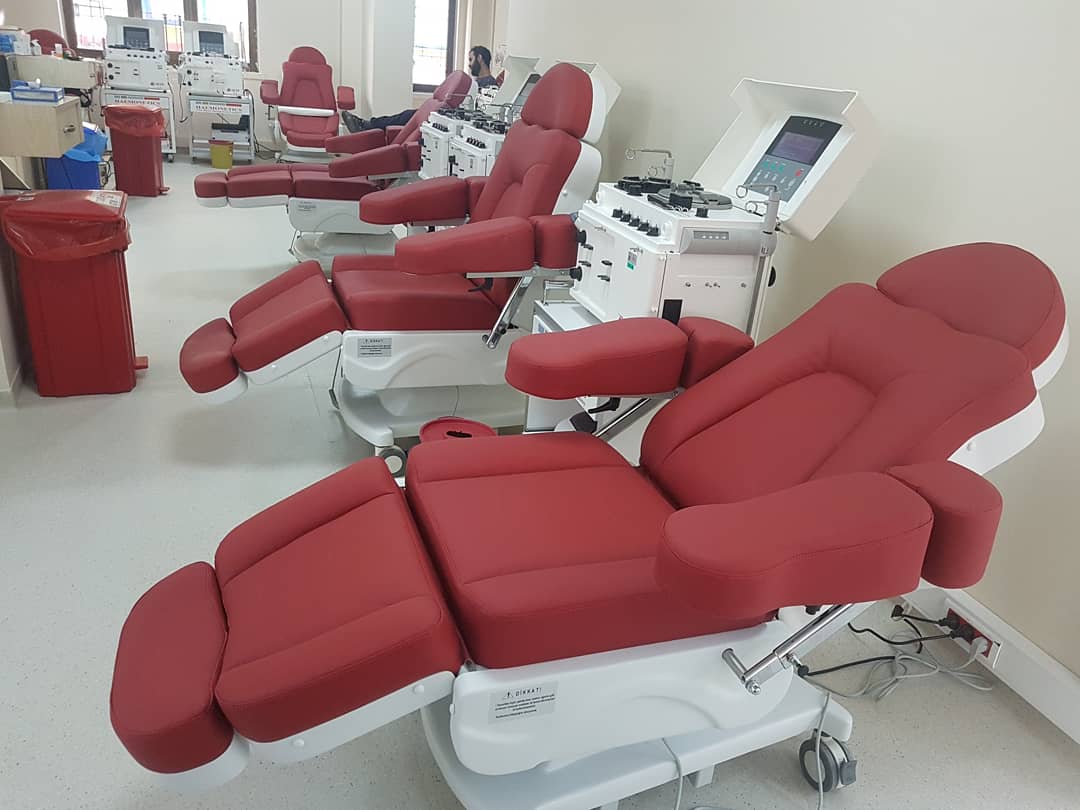 KizilayAdana's tweet photo. Adana Kan Bağış Merkezimiz yenilendi. Bölgenin en büyük aferez bağış merkezi haline getirildi. Salgın devam ediyor kan ihtiyacı da... Sizleri hayat kurtarmaya, kan bağışına bekliyoruz. #aferez #KanVerHayatKurtar #kökhücre #COVID19 @kizilay @kanverorg @sbturkok @drkerem https://t.co/012jN3PFc1