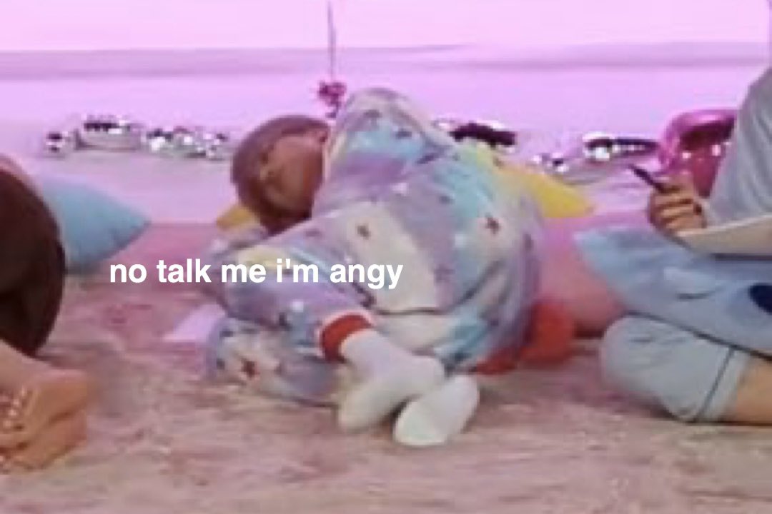 fake_jjin's tweet photo. @cimnamjoon tAMPANNYA DIKEMANAIN https://t.co/CHf8BcWctS