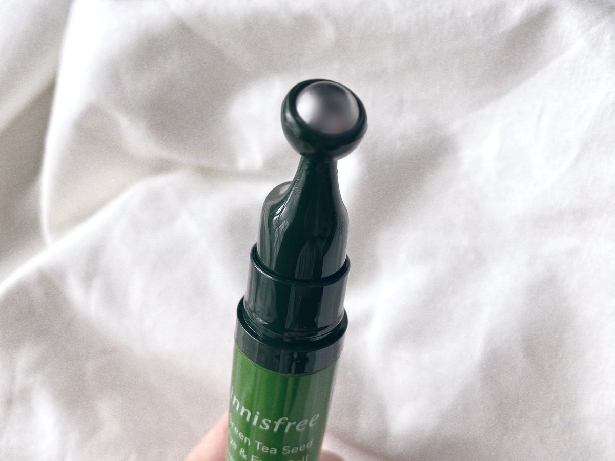 𝘣𝘦𝘵𝘴𝘶 Innisfreeのアイ フェイスボール まぶたのむくみ が酷くて購入したけれど結構良い 夜寝る前に 先端を押して美容液を出しながらコロコロ と転がすだけで 翌朝の目のぱっちり具合が違う 𝘣𝘦𝘵𝘴𝘶 Innisfreeのアイ フェイスボール まぶたのむくみ が酷くて購入したけれど結構良い 夜寝る前に 先端を押して美容液を出しながらコロコロ と転がすだけで 翌朝の目のぱっちり具合が違う