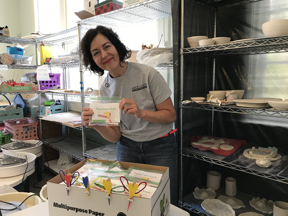 AppalachiaCares's tweet photo. Check out live storytime videos, arts and crafts demos and more quarantine fun and learning from our partner @MckinneyCenter where Appalachia CARES AmeriCorps member, Nancy is serving. Find them on Facebook and Youtube. https://t.co/xa6YGAL5md