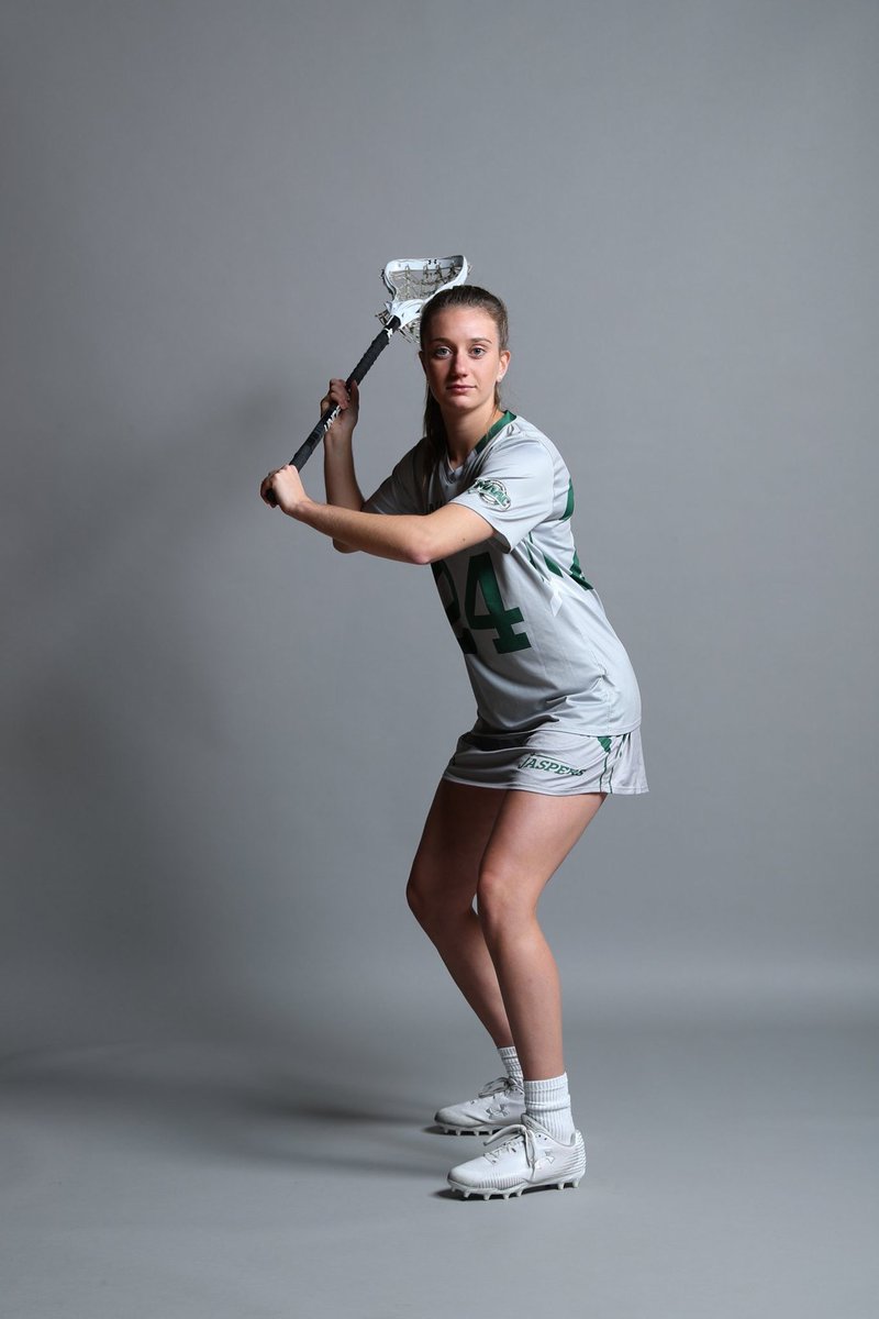 PhillyBlastLAX's tweet photo. Today’s #spotlightsunday features #blast2016 #blastalum Liz Toohey! Liz is a senior at Manhattan College (D1), majoring in math & minoring in economics. Next year, she’ll be taking her 5th year to continue playing with @ManhattanWLax & earn her MBA! https://t.co/EhNimgg8b2